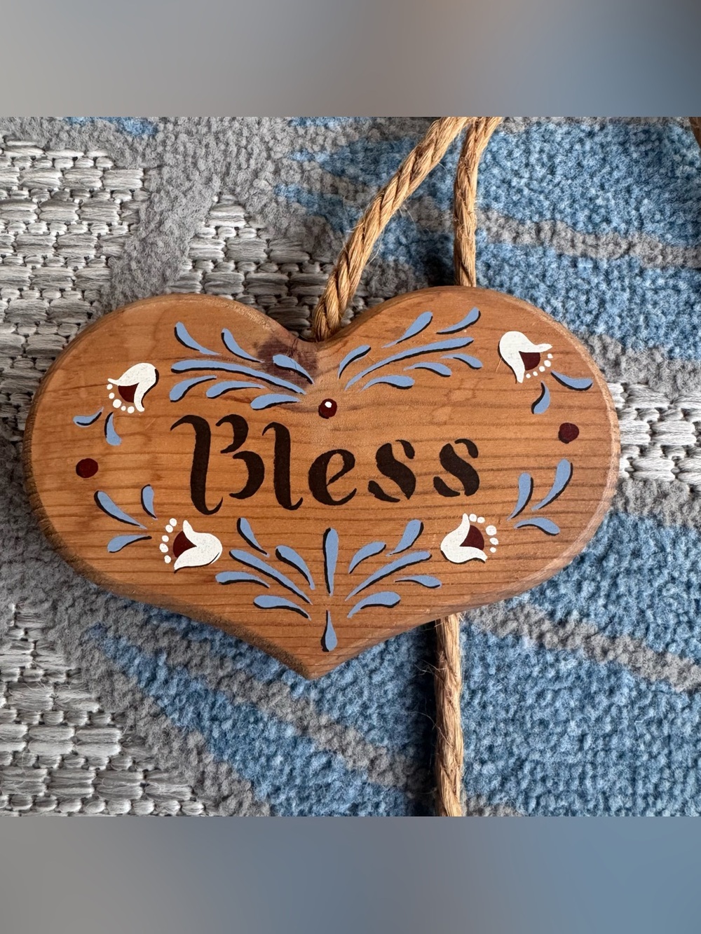 Vintage Country Cottage Wood Twine Heart Hanging Decor "Bless Our Home" Blue 90s - Picture 3 of 5